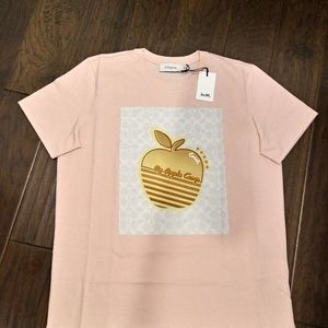 Coach Apple Graphic Camp T-Shirt